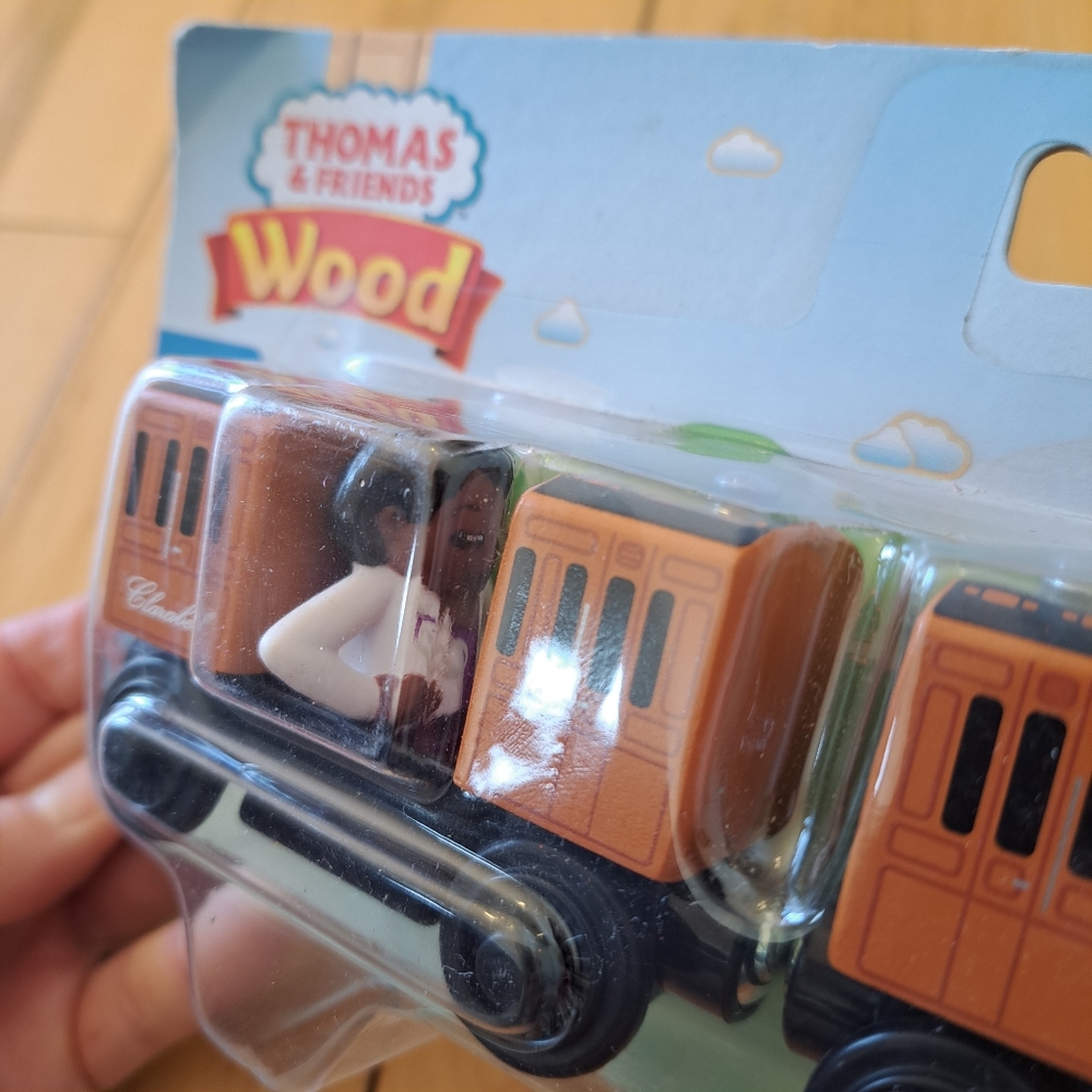 NEW! GGH17 ANNIE & CLARABEL! Thomas Train Wooden Railway Thomas & Friends WOOD - Picture 6 of 8